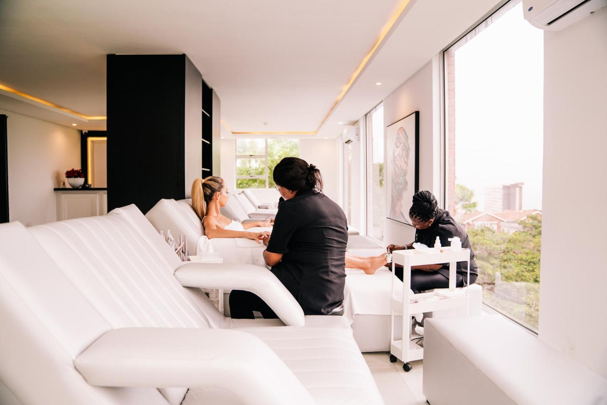 Zar Hotel Amanzimtoti Eksteriør bilde